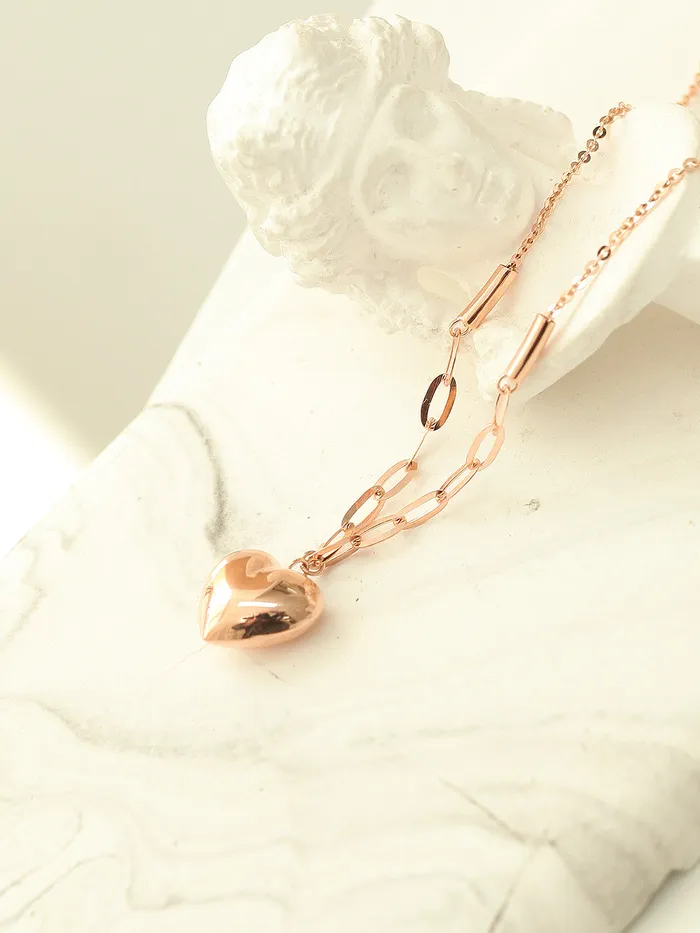 14K Gold Lovely Heart Chain Necklace MinimalBijoux Necklaces