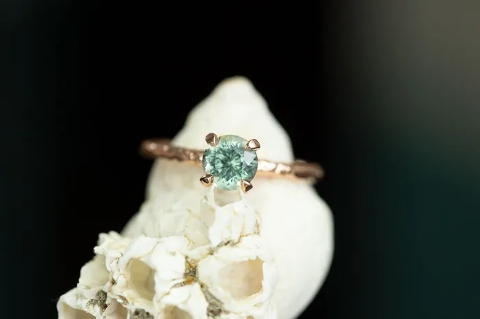 Anueva Jewelry 115ct Montana Sapphire Ring Teal Blue Green in 14k Rose Gold Evergreen Texture Rings