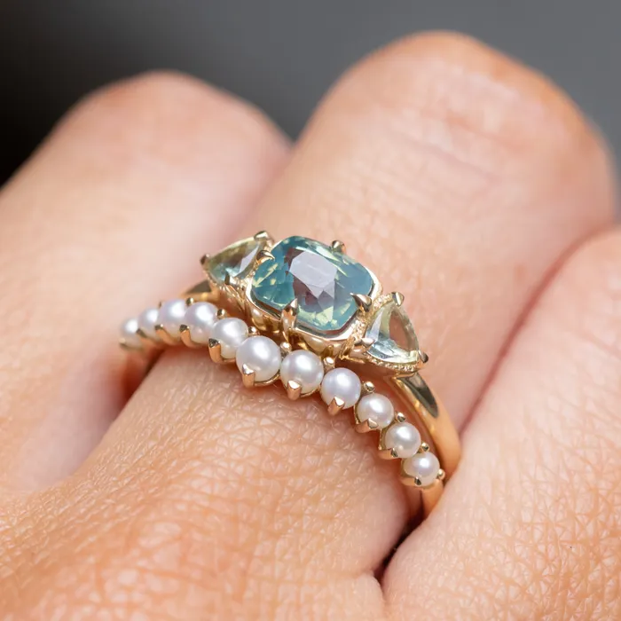 Anueva Jewelry Rings 118ct Silky Cushion Sapphire and Trillion Sapphire Sides Antique Compass Set Low Profile Ring in 14k Yellow Gold