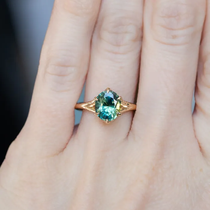 Anueva Jewelry Rings 240ct Oval Teal Green Parti Sapphire Evergreen Carved Split Shank Six Prong Ring in 14k Yellow Gold