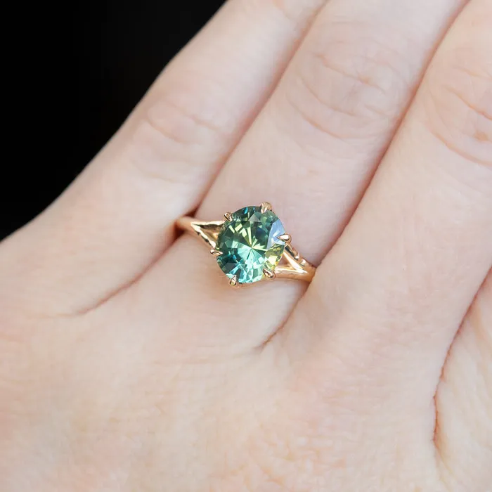 Anueva Jewelry Rings 240ct Oval Teal Green Parti Sapphire Evergreen Carved Split Shank Six Prong Ring in 14k Yellow Gold