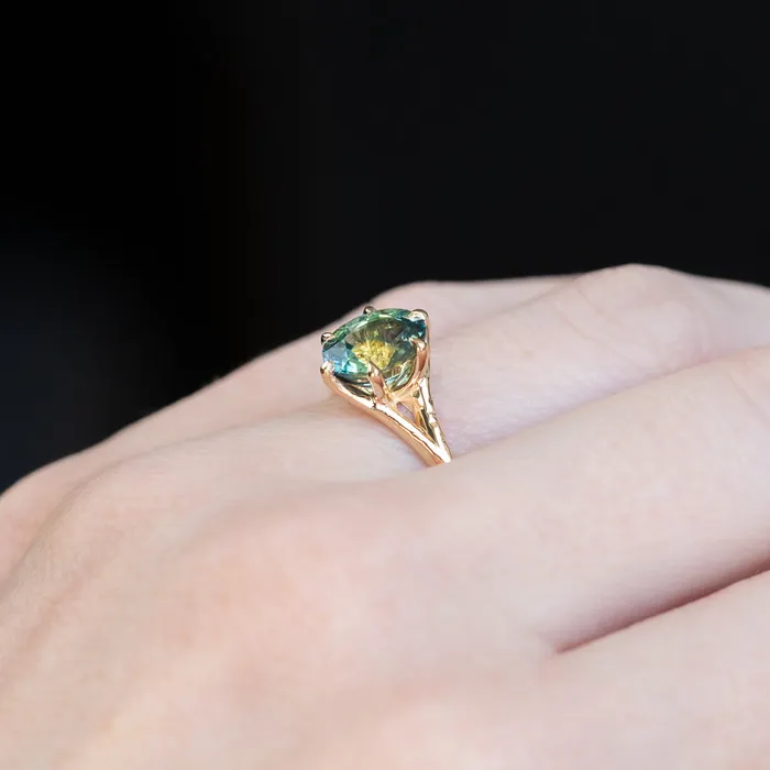 Anueva Jewelry Rings 240ct Oval Teal Green Parti Sapphire Evergreen Carved Split Shank Six Prong Ring in 14k Yellow Gold