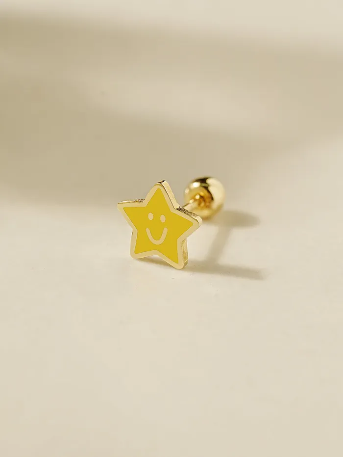 Earrings MinimalBijoux 14K Gold Twinkle Little Star Cartilage Earring 20G