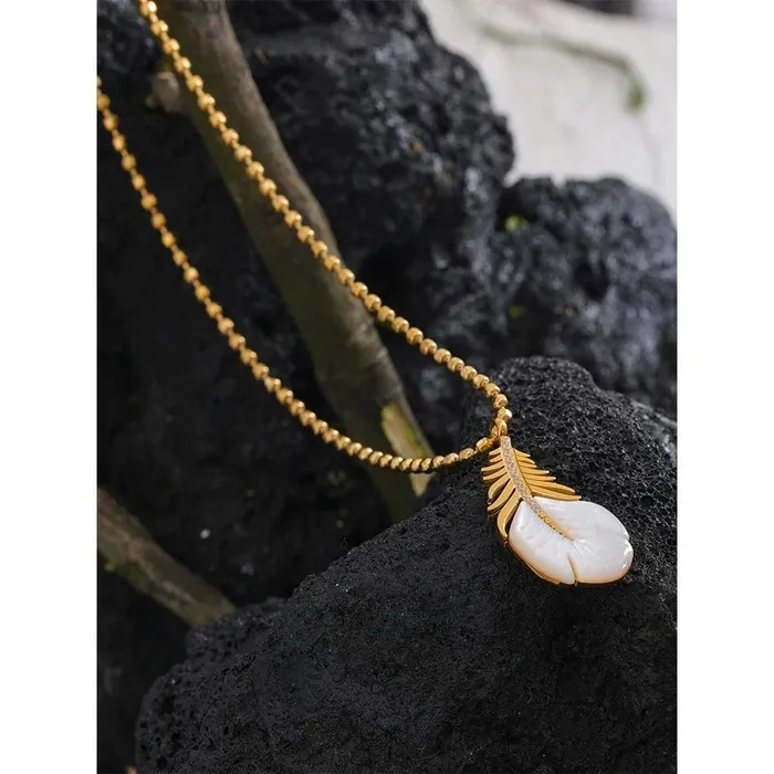 Feather Pendant Necklace Mabel Love Co Necklaces