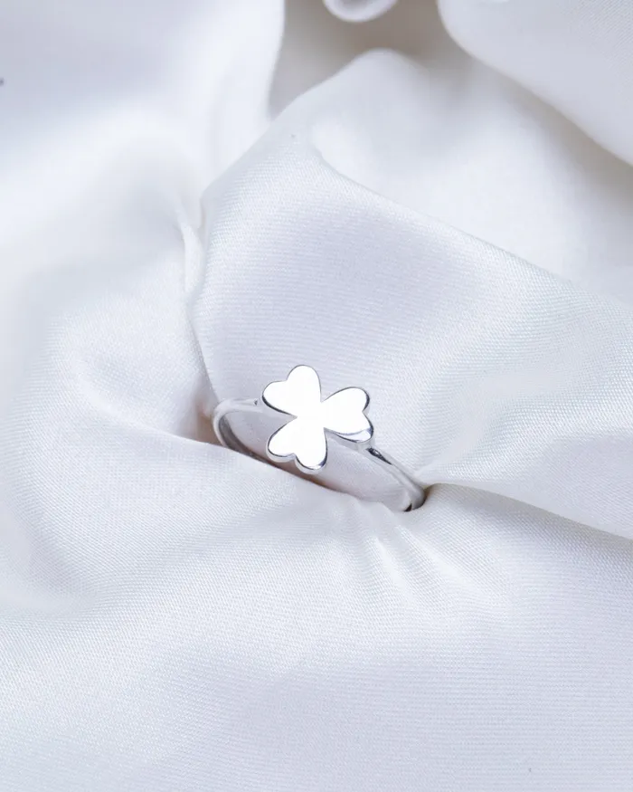 KOAY Silver Store Plain Flower Ring Rings