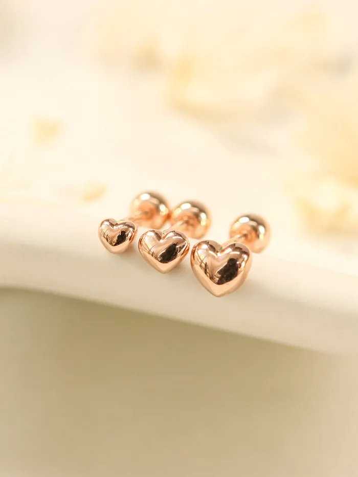 MinimalBijoux Earrings 14K Gold Minimi Bean Heart Cartilage Earring 20G18G16G