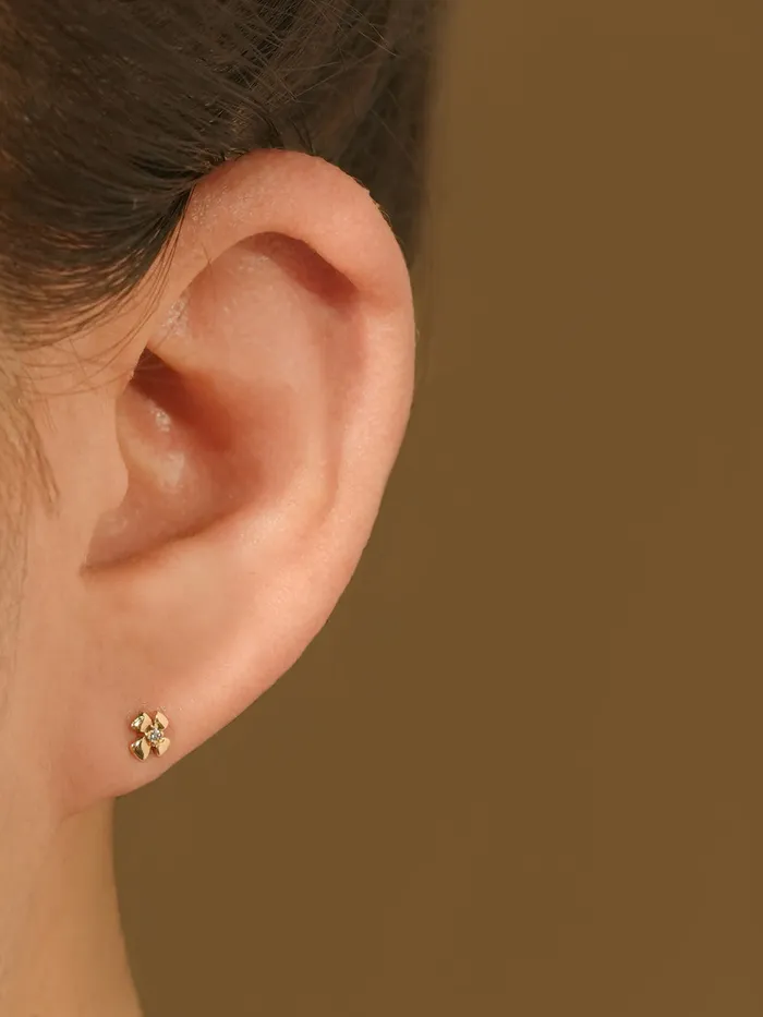 MinimalBijoux Earrings 14K Gold Polaris Cartilage Earring 20G18G16G