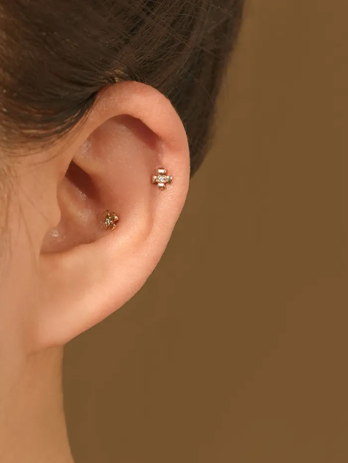 MinimalBijoux Earrings 14K Gold Polaris Cartilage Earring 20G18G16G