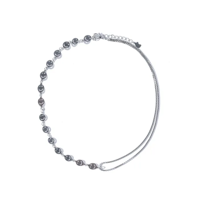 Necklaces shopsnackbreak Smiley Necklace in Silver