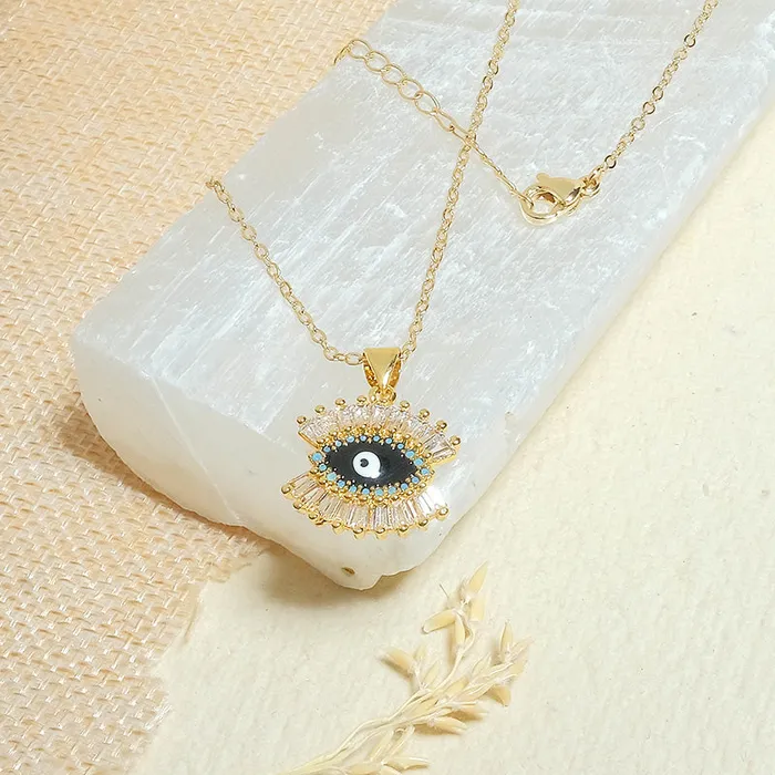 Necklaces Upakarna The Gazing Evil Eye Necklace