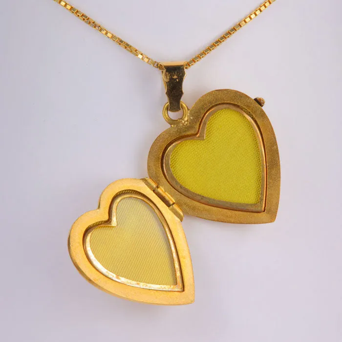 PreStyled Sets 18K Yellow Gold Engraved Heart Locket Pendant Moriartys Gem Art