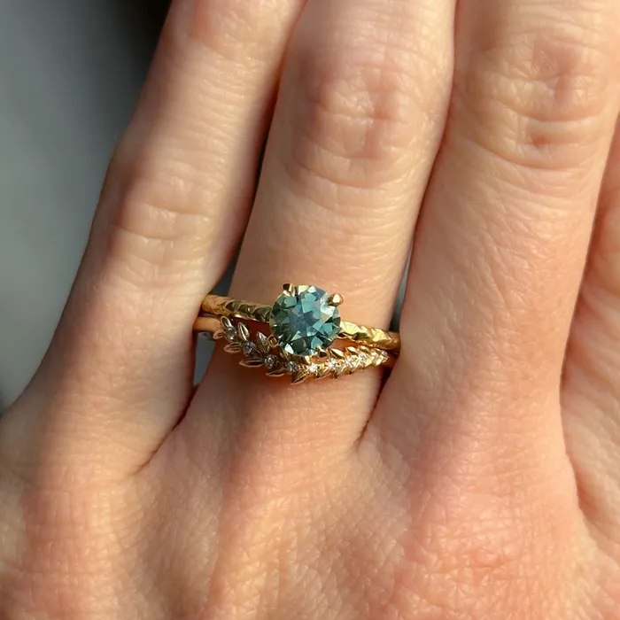 PreStyled Sets CALEB QUASHEN 108ct Round Parti Madagascar Untreated Sapphire Evergreen Carved Solitaire in 18k Yellow Gold