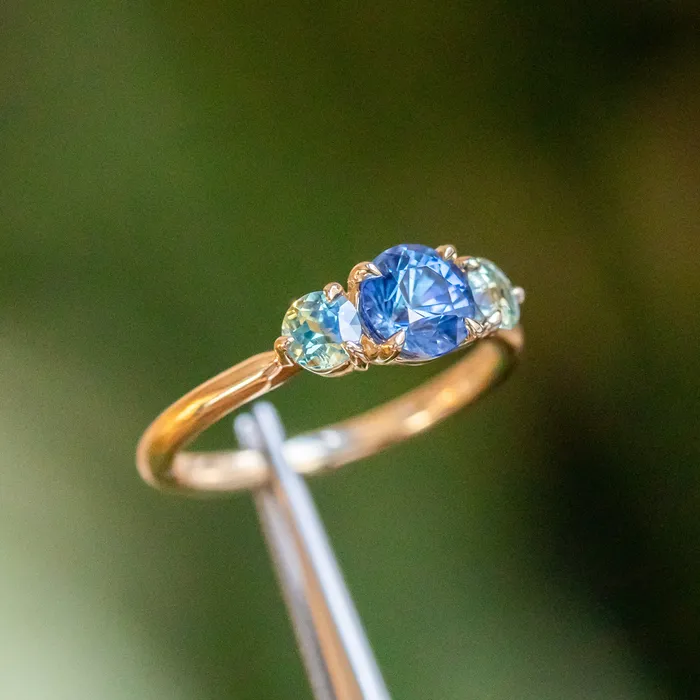 Rings 107ct Round Ceylon Sapphire and 38MM Round Sapphires Three Stone Ring in 14K Yellow Gold Discovery Gems