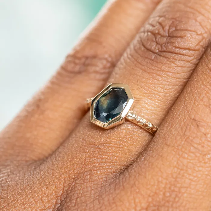 Rings 129ct Geo Slice Parti Blue Sapphire Evergreen Low Profile Bezel Solitaire Ring in 14k Yellow Gold Discovery Gems