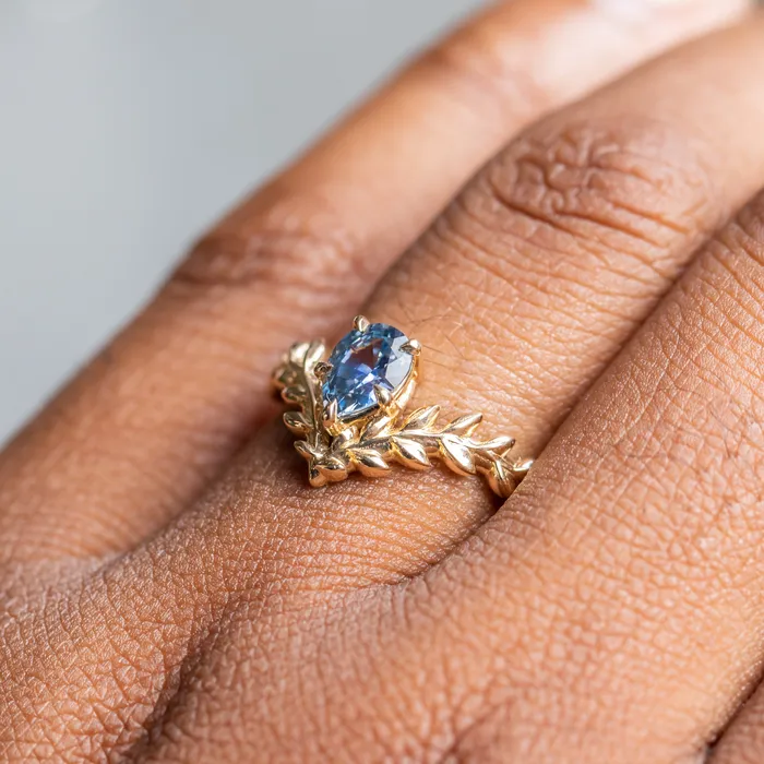 Rings Anueva Jewelry 085ct Blue Pear Sapphire Pointed Vine Prong Set Ring in 14k yellow gold