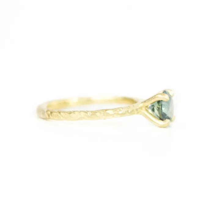 Rings Anueva Jewelry 142ct Round Montana Sapphire in 18k Yellow Gold Evergreen Solitaire Engagement Ring
