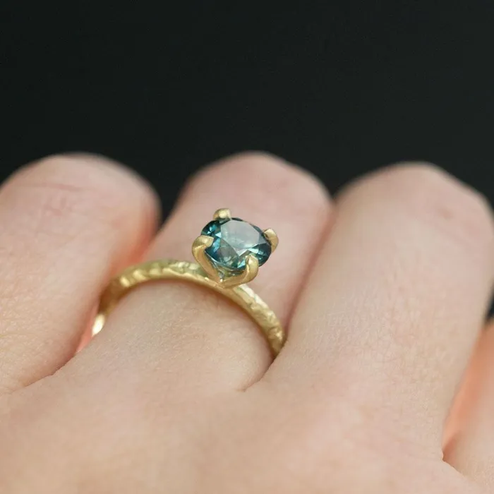 Rings Anueva Jewelry 142ct Round Montana Sapphire in 18k Yellow Gold Evergreen Solitaire Engagement Ring