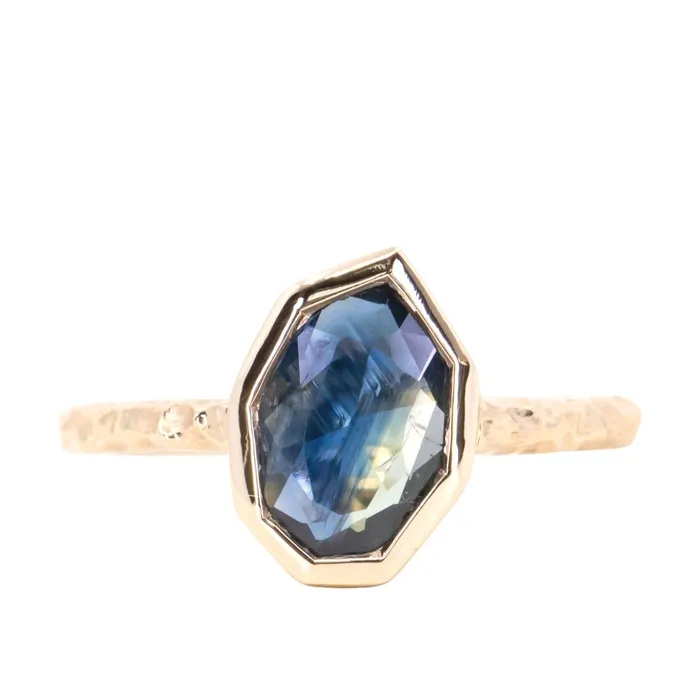 Rings Discovery Gems 116ct Geo Slice Blue Sapphire Evergreen Low Profile Bezel Solitaire Ring in 14k Yellow Gold