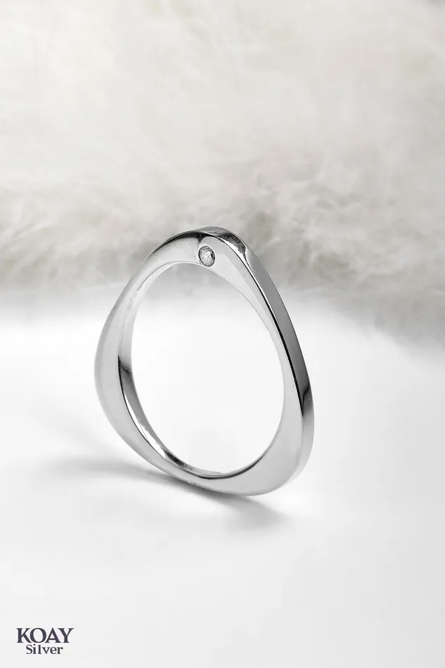 Rings KOAY Silver Store T Ring