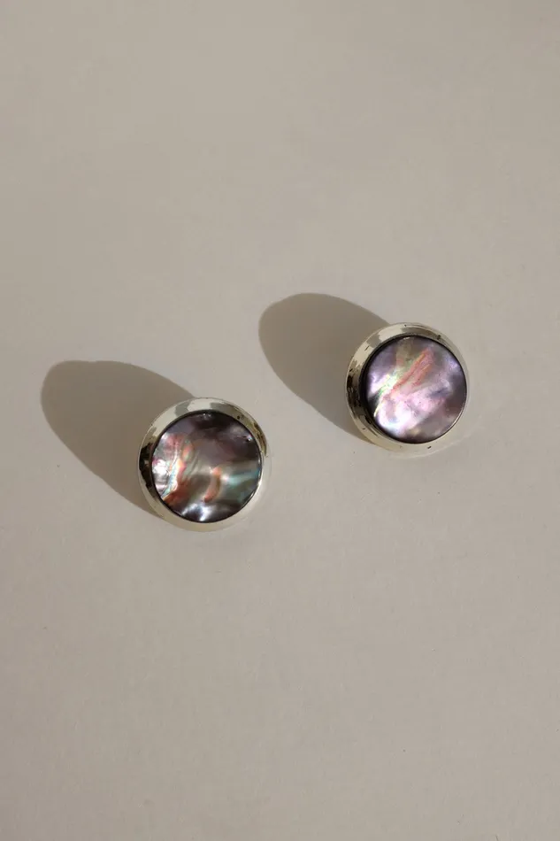 ROUND MOTHER OF PEARL VINTAGE EARRINGS collectionno2 Earrings
