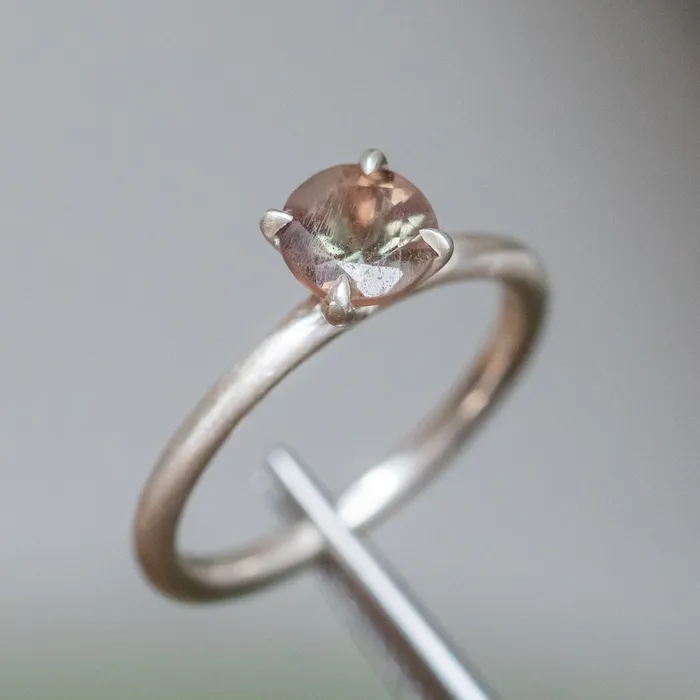 Sunstone Rings 076ct Round Oregon Sunstone Solitaire Ring in Satin Sterling Silver